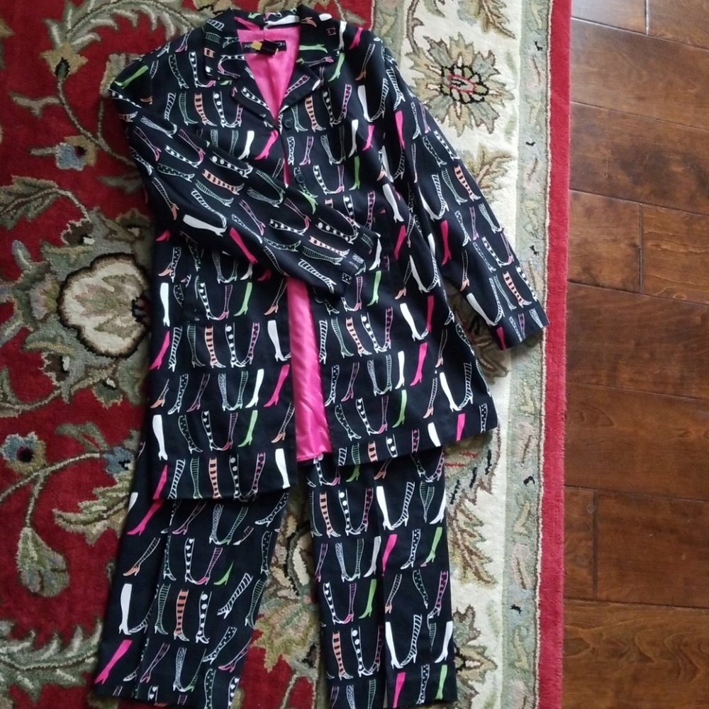 Jacket And Capris - image 1